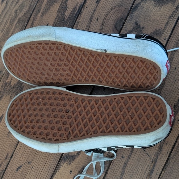 Vans Black & White Checkerboard Old Skool Sneakers - Picture 6 of 7